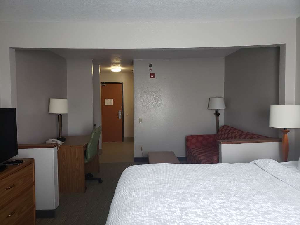 Country & By Radisson, Fairview Heights, Il Fairview Heights