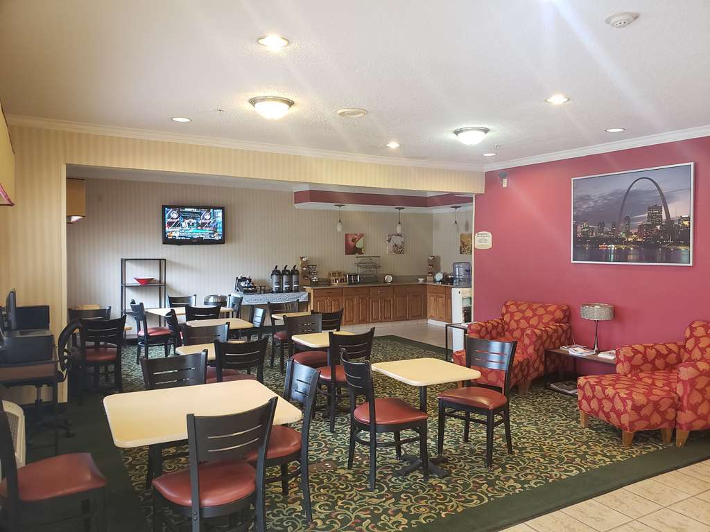 Hotel Country & By Radisson, Fairview Heights, Il